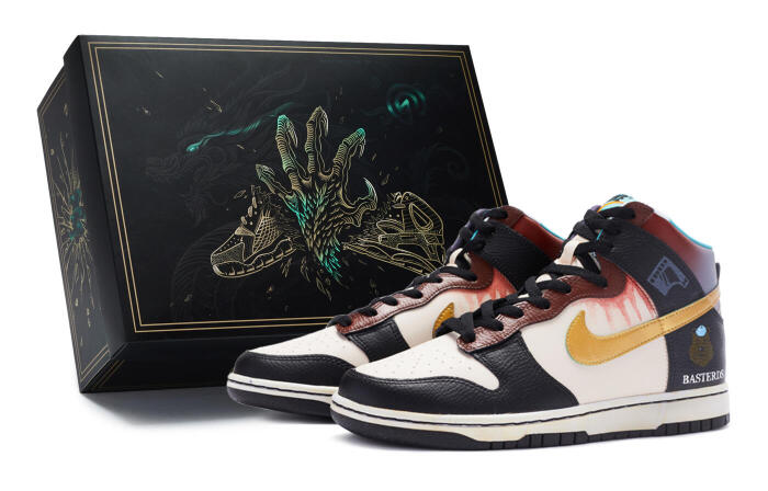 【】 Nike Dunk EMB