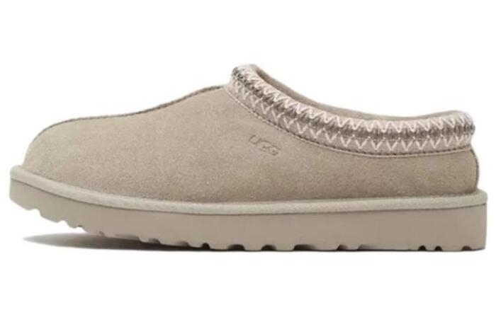 UGG Tasman