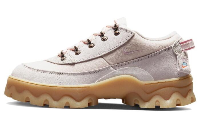 Nike Lahar Low "Teddy Bear"