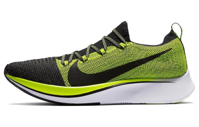 Nike Zoom Fly Flyknit