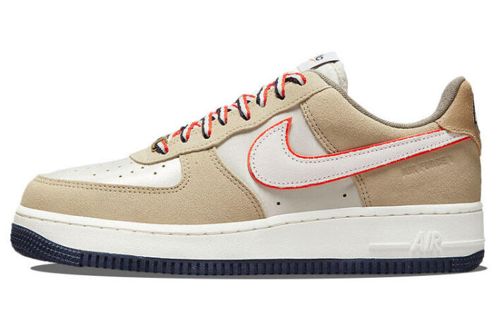 Nike Air Force 1 07 LX