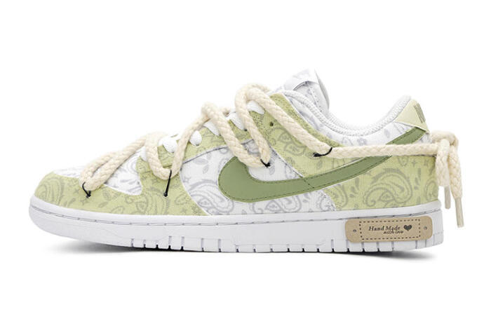 【】 Nike Dunk Low ESS
