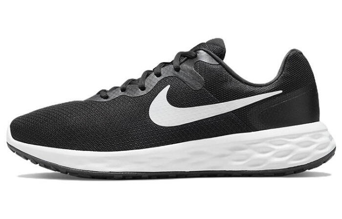 Nike REVOLUTION 6