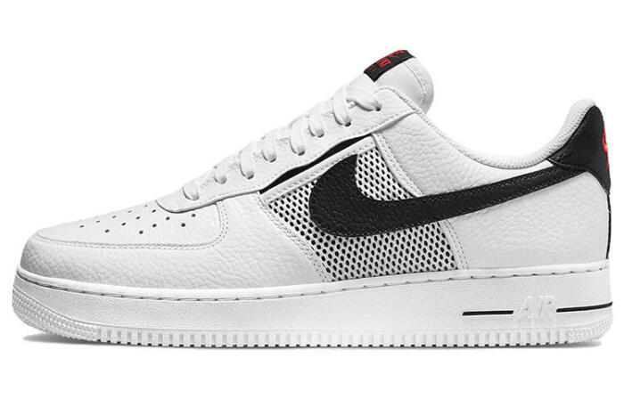 Nike Air Force 1 07 LV8