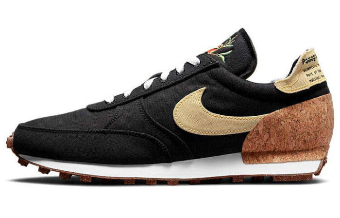Nike Daybreak