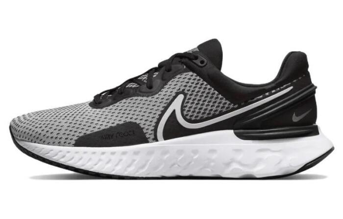 Nike React Miler 3