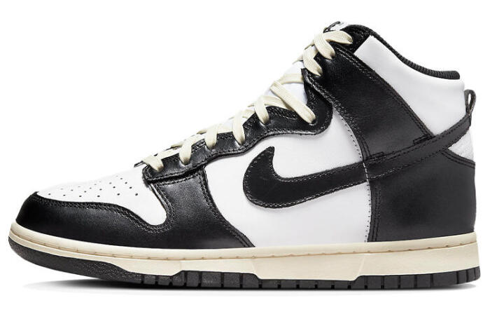 Nike Dunk High "Vintage Black"