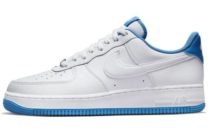Nike Air Force 1 '07