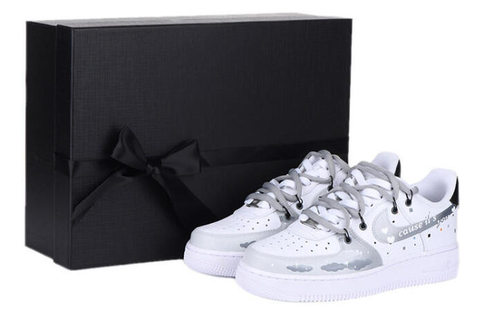 【】Nike Air Force 1 '07