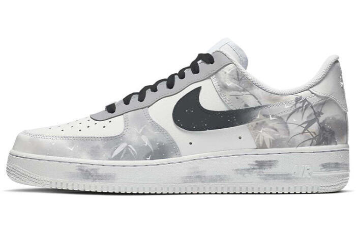 【】 Nike Air Force 1 07