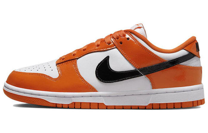 Nike Dunk ess