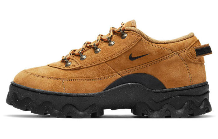 Nike Lahar Low Wheat