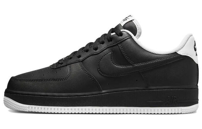 Nike Air Force 1 '07