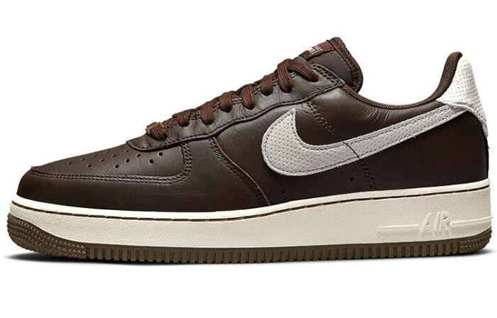 Nike Air Force 1 "Dark Chocolate"