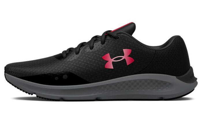 Under Armour Pursuit Charged