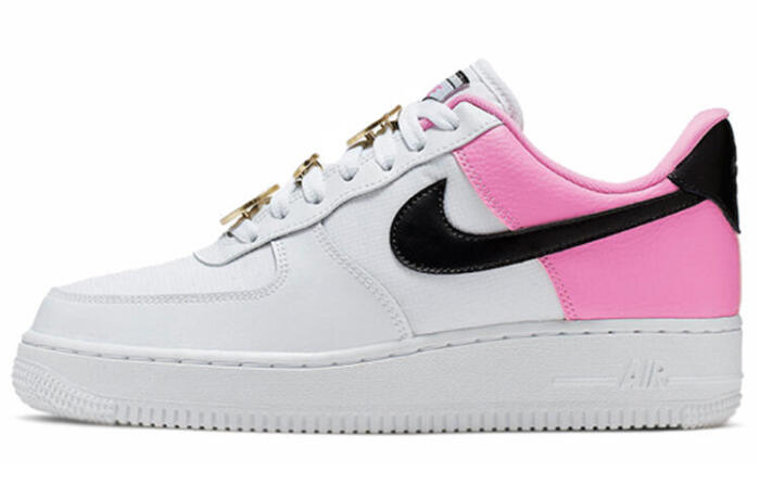 Nike Air Force 1 SE