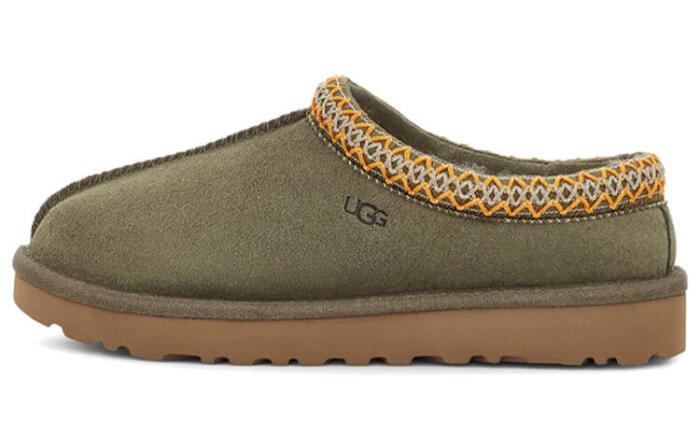 UGG Tasman