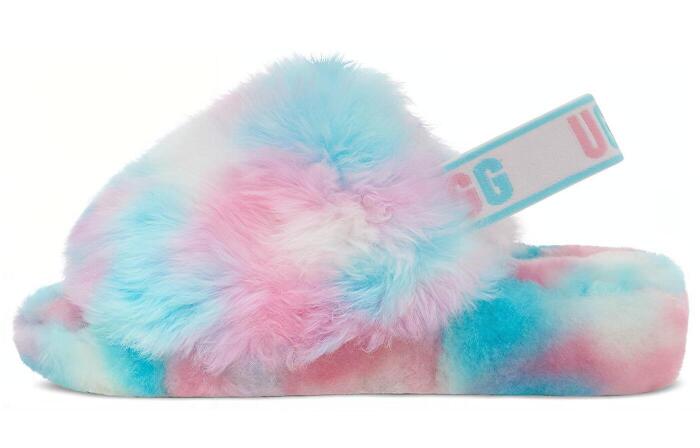 UGG FLUFF YEAH