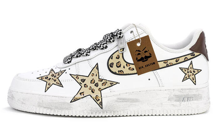 Nike Air Force 1 '07     vibe