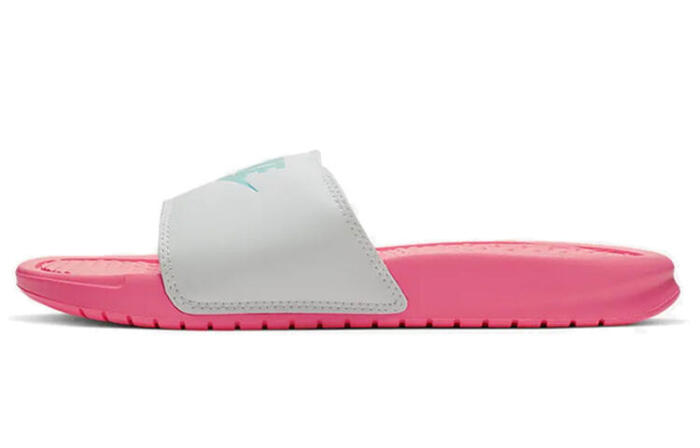 Nike Benassi