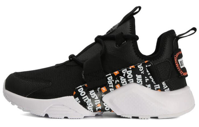 Nike Huarache City City Low "Just Do It"