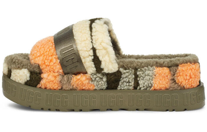 UGG Fluffita Cali Collage