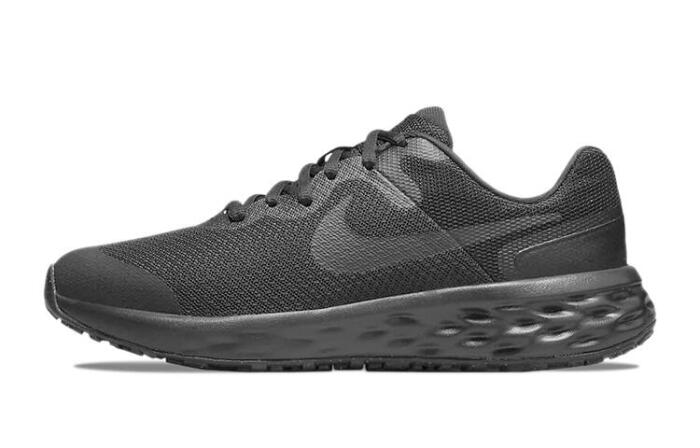 Nike REVOLUTION 6