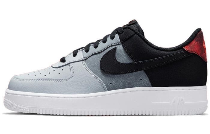 Nike Air Force 1 07 LV8