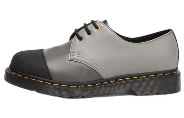 Dr.Martens