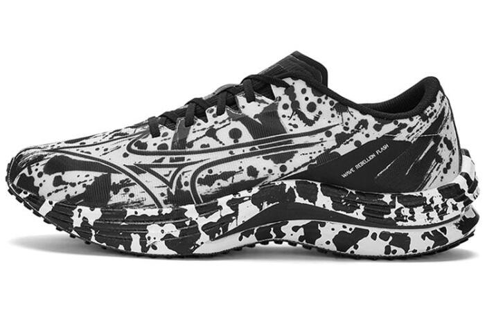 Mizuno WAVE REBELLION FLASH