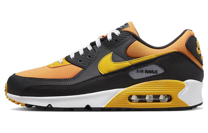 Nike Air Max 90 "Kumquat"