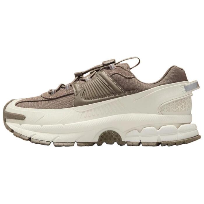 Nike Vomero 5 Roam
