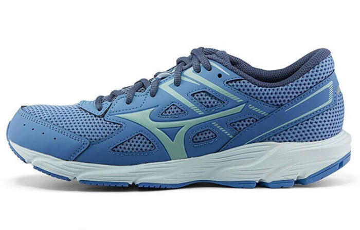 Mizuno Spark 6