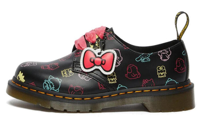 Hello Kitty and Friends x Dr.Martens 1461 3