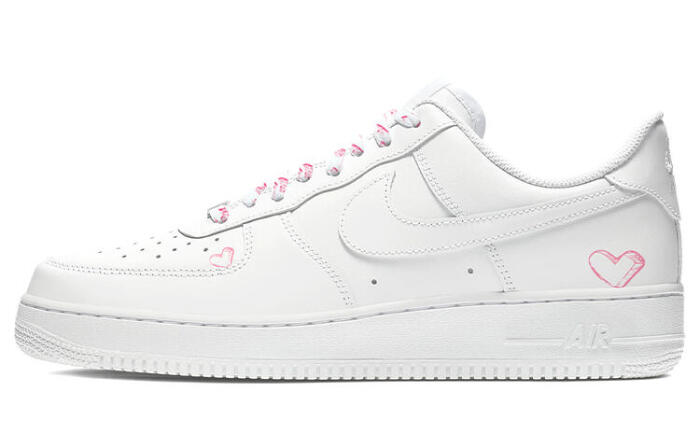 Nike Air Force 1 LOVE