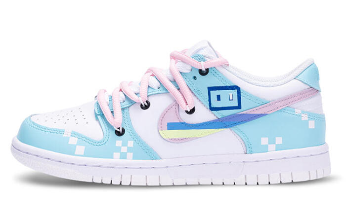 Nike Dunk Retro