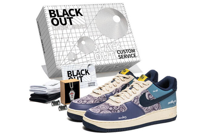 Nike Air Force 1 Low 07 LV8