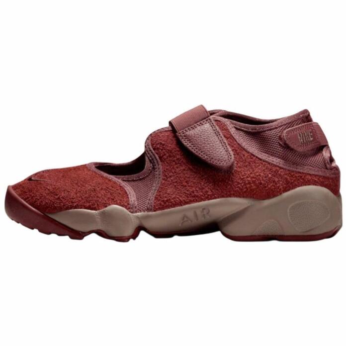 Nike WMNS Air Rift “Red Sepia”
