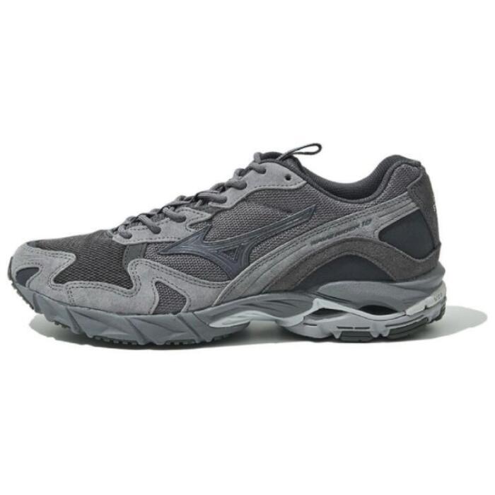 SLOW STEADY CLUB x Mizuno Wave Rider 10