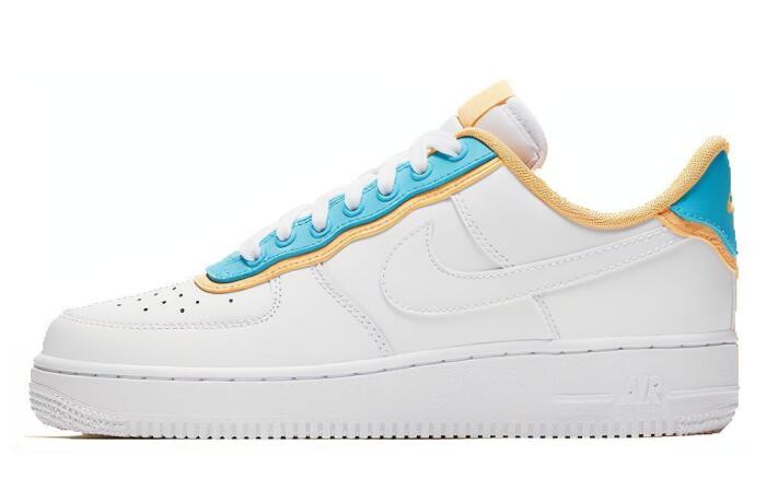 Nike Air Force 1 SE
