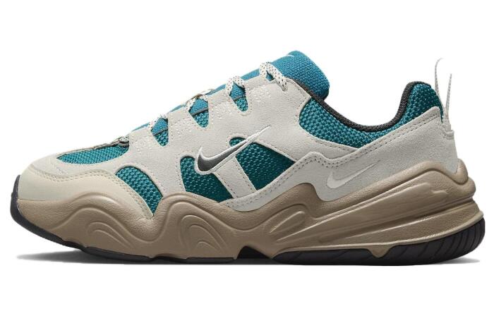 Nike Tech Hera