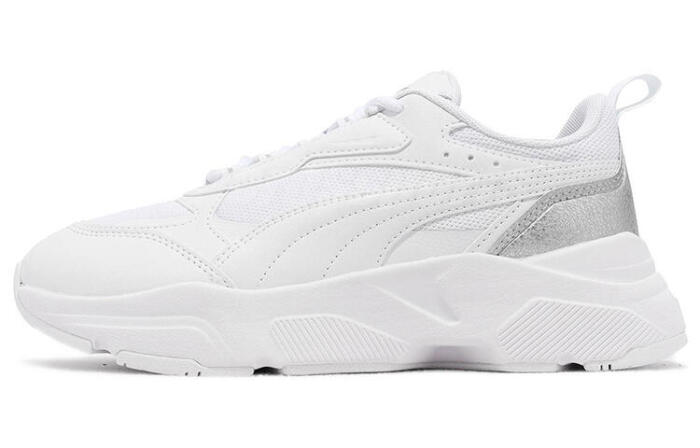 PUMA Cassia Distressed