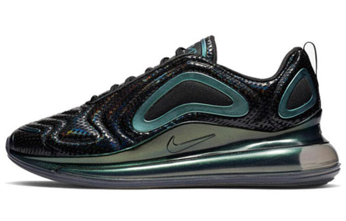 Nike Air Max 720 Throwback Future