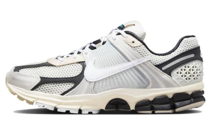 Nike Air Zoom Vomero 5