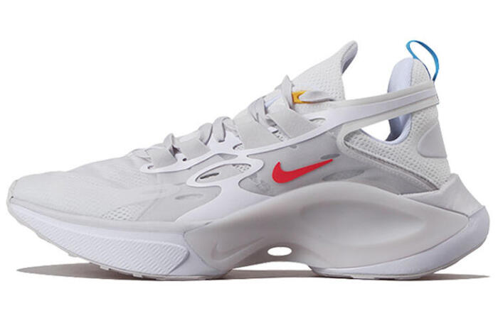 Nike Signal Signal
