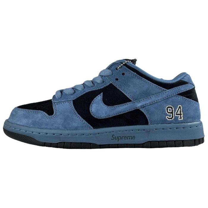 Supreme x Nike Dunk Low SB
