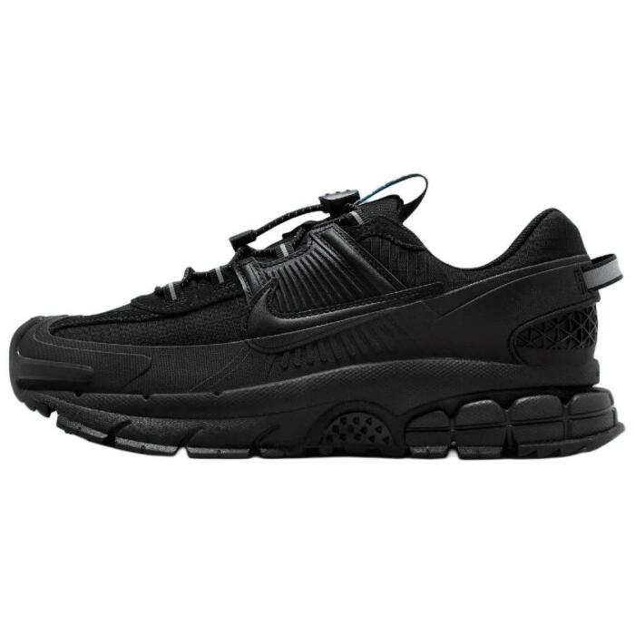 Nike Air Zoom Vomero 5 Roam
