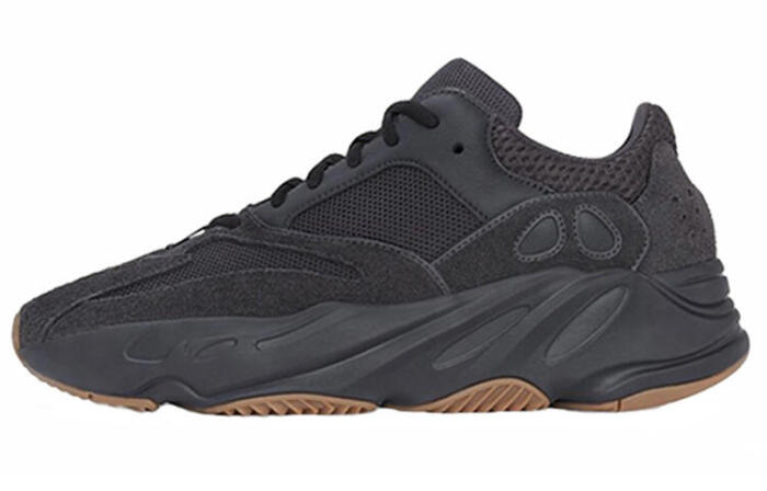 adidas originals Yeezy boost 700 Utility Black        2019