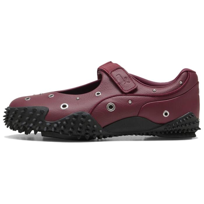 PUMA WMNS Mostro Fey Studs “Red”